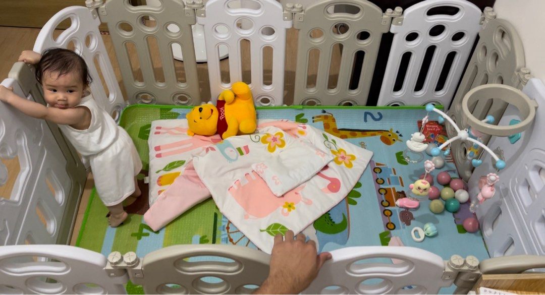 Big Folding Playpen w/ playmat, balls, ring on Carousell