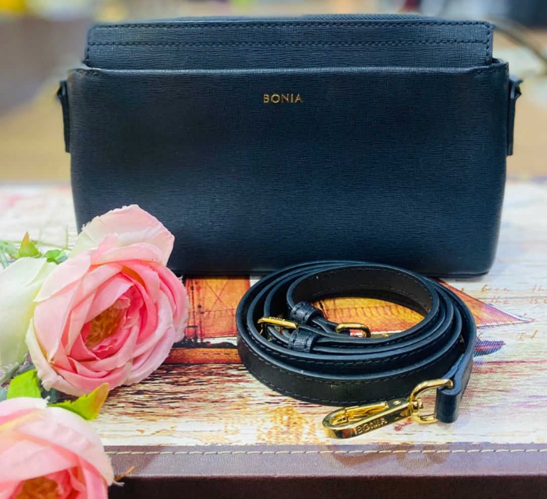 Bonia women bag store