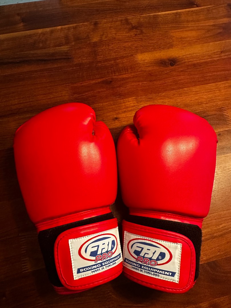 Boxing Gloves, Sports Equipment, Other Sports Equipment and Supplies on  Carousell