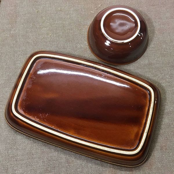 Brown Rectangular Plate with condiment dish (set) (Category: Other Kitchenware & Tableware) located in Mandaluyong City. Submitted by yula_noveltyfinds (Listing ID 1243857030, Image 1). Description: Perfect for minimalist japandi / cottage core themed setting - Japan surplus - ceramic - with minimal spoon scratches - size oval plate approx: 5"(w) x 8" (l) x 1.5" (h) size small dish approx: 3.75"(d) x 1.25" (h) These are surplus items please manag