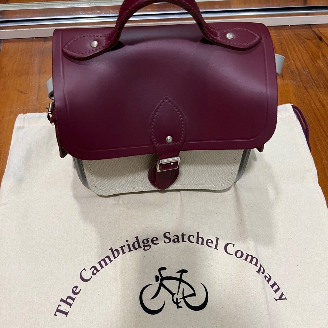 Cambridge Satchel Co The Traveller Bag Women s Fashion Bags Wallets Cross body Bags on Carousell