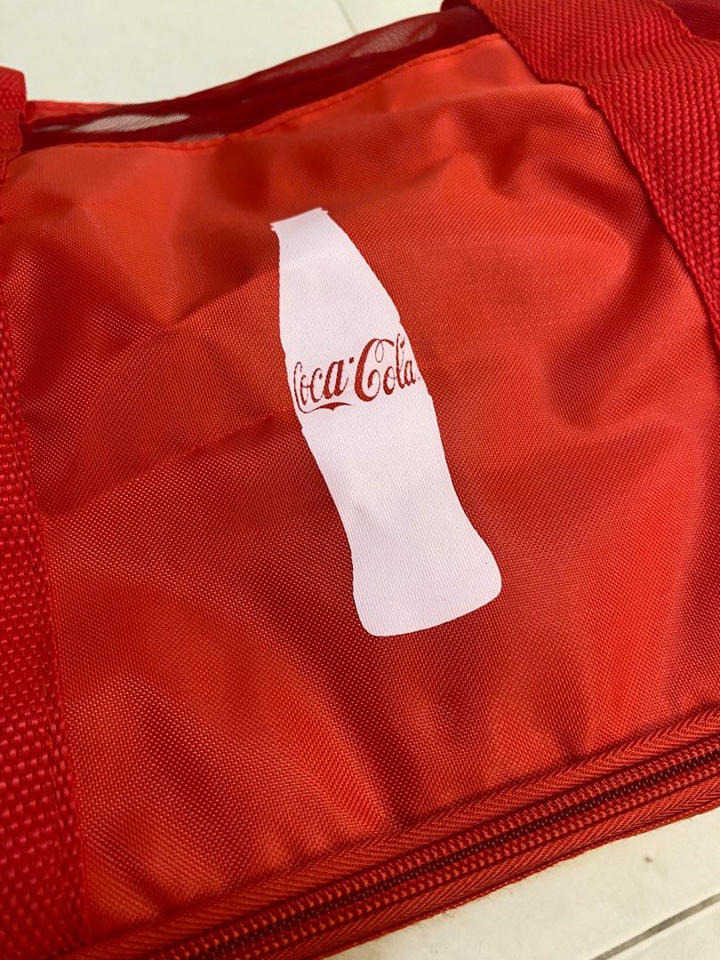 Coca-Cola 3 Point Bag – Borsa A Tracolla Unisex, Rosso, Taglia Unica, Stile Iconico