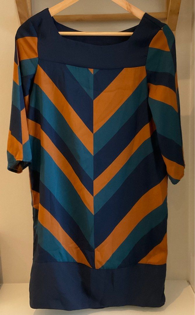 Colorful tunic dress (Category: Dresses) located in Quezon City. Submitted by sudo8 (Listing ID 1243853594, Image 1). Description: Colorful dress in jewel tones Classy and unique Silky and light fabric Personal favorite.