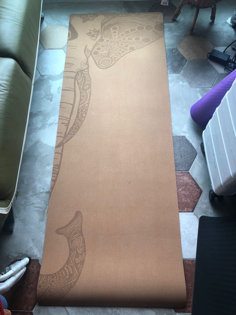 Cork Yoga Mat Elephant Lotus Flower Antibacterial 6mm thick comes with