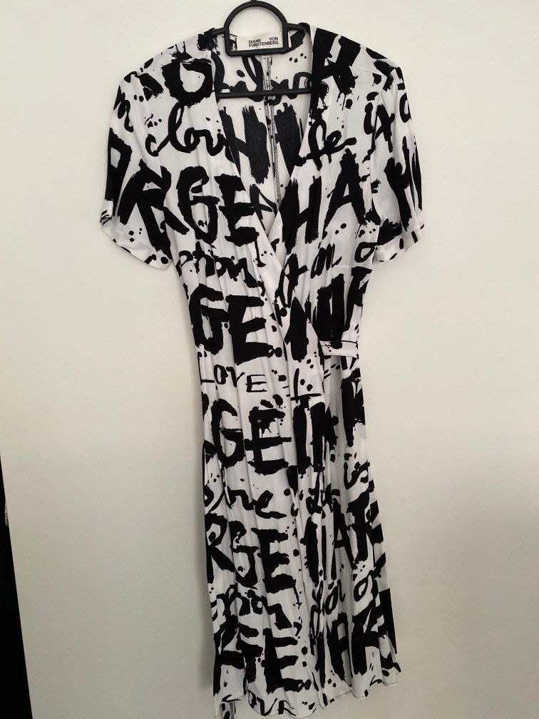 Dvf newspaper dress hot sale