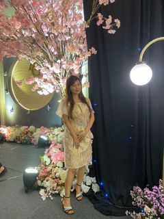 Dress pesta mewah