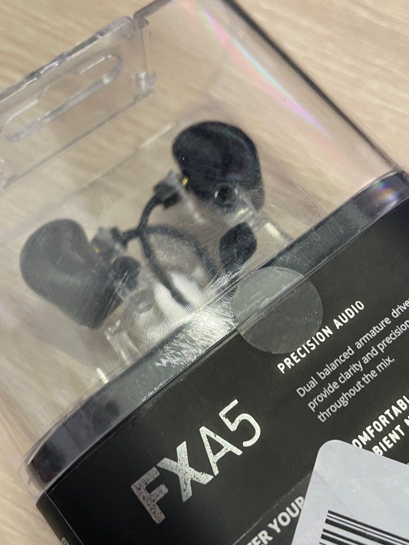 Fender FXA5 Pro In-Ear Monitors - Silver, Dual Balanced Armature With Carrying Case & Tips