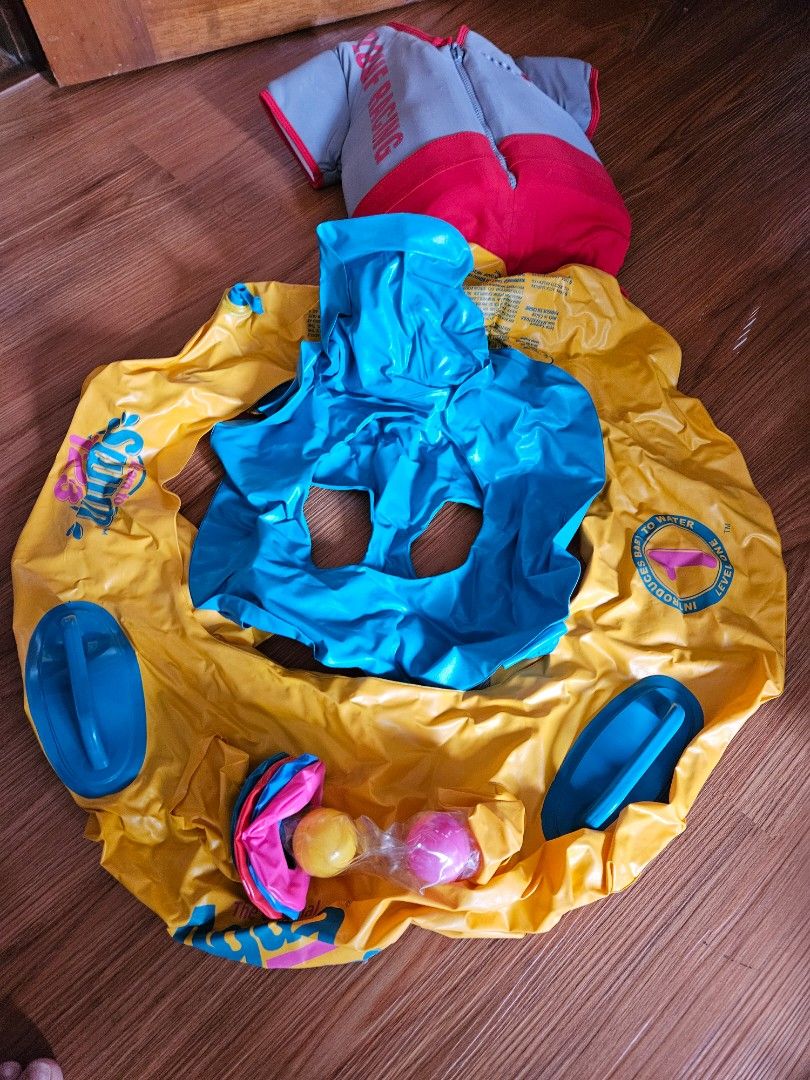 Float and swim jacket, Babies & Kids, Infant Playtime on Carousell