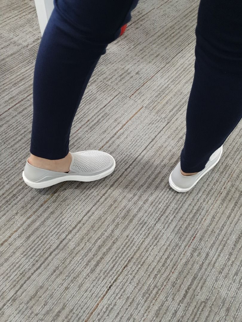 Roka slip on crocs online