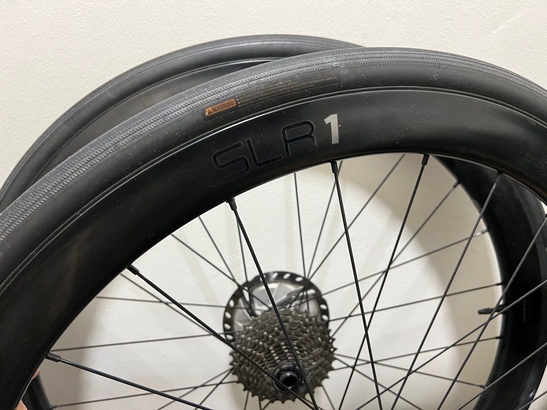Giant SLR 1 Wheelset Tubeless DB Thru axle Centerlock 42mm Carbon 1.4 kg Sports Equipment Bicycles Parts Parts Accessories on Carousell