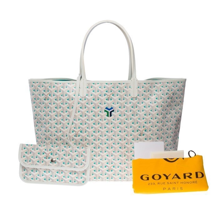 Goyard Chien Gris (Pet Bag), Luxury, Bags & Wallets on Carousell