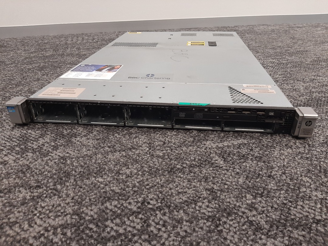 HP ProLiant DL360p Gen8 1U RackMount 64-bit Server, Computers & Tech ...