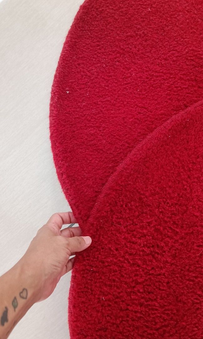 Ikea Red round rug carpet wool 70cm carpet bulat, Furniture & Home