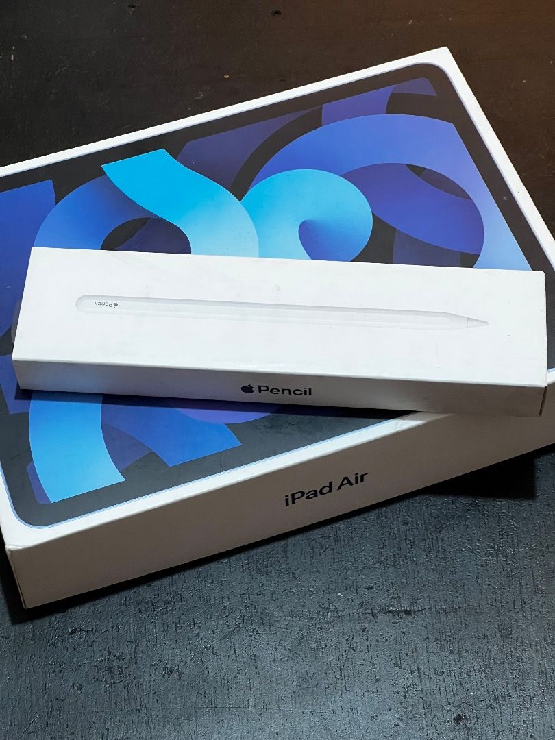 IPAD + PENCIL BUNDLE iPad Air 4th Gen Blue 64GB WiFi w/ Apple Pencil