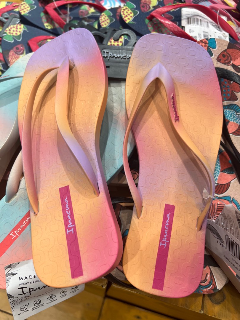 Ipanema original slippers Women s Fashion Footwear Slippers and slides on Carousell