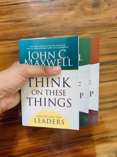 John C. Maxwell mini book bundle