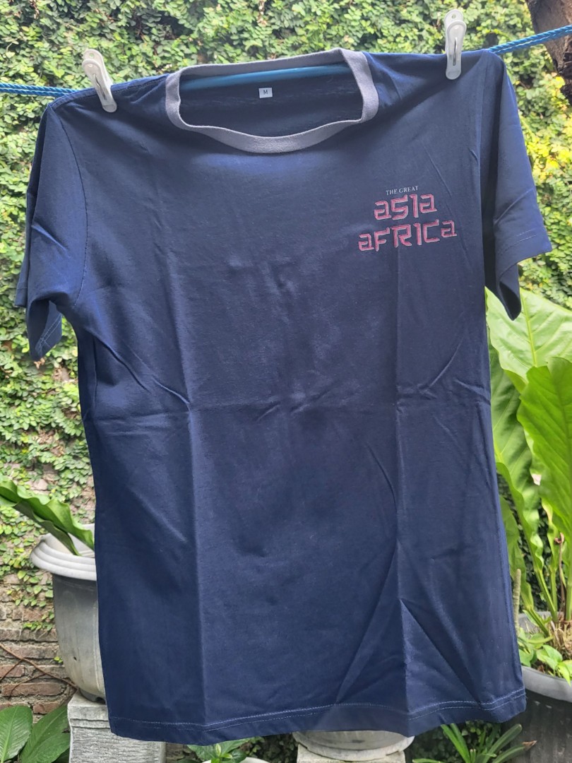 Kaos Asia Africa Biru Fesyen Pria Pakaian Atasan Di Carousell 5631