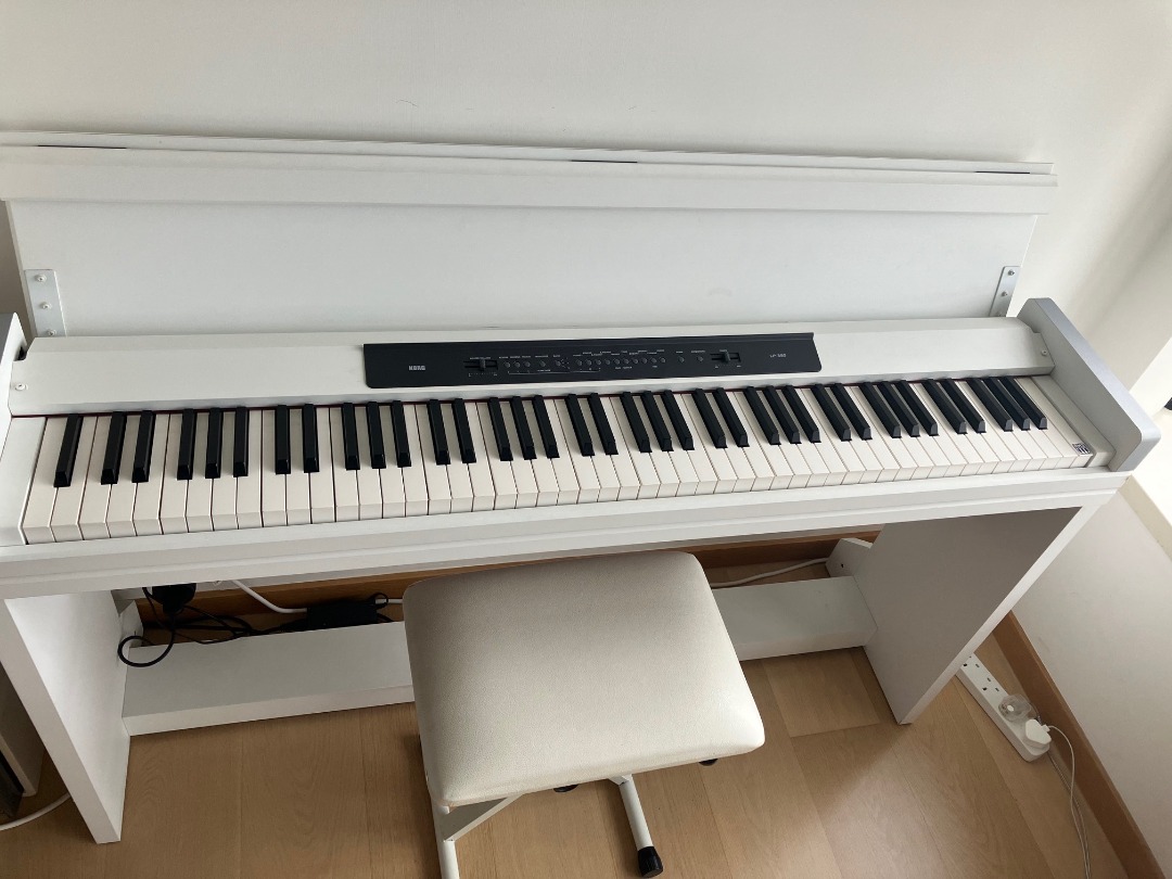 KORG LP350 Digital piano, 興趣及遊戲, 音樂、樂器 配件, 樂器- Carousell