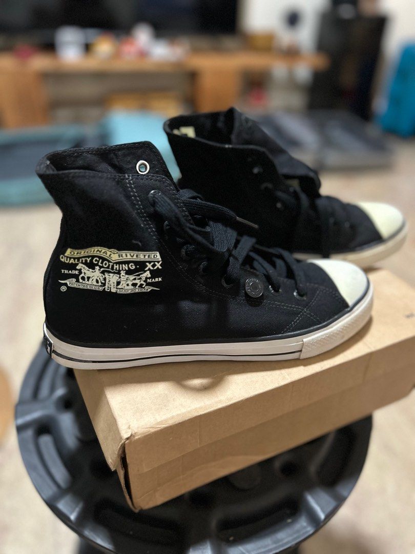 Levi Sneakers Brand New with box Men s Fashion Footwear Casual