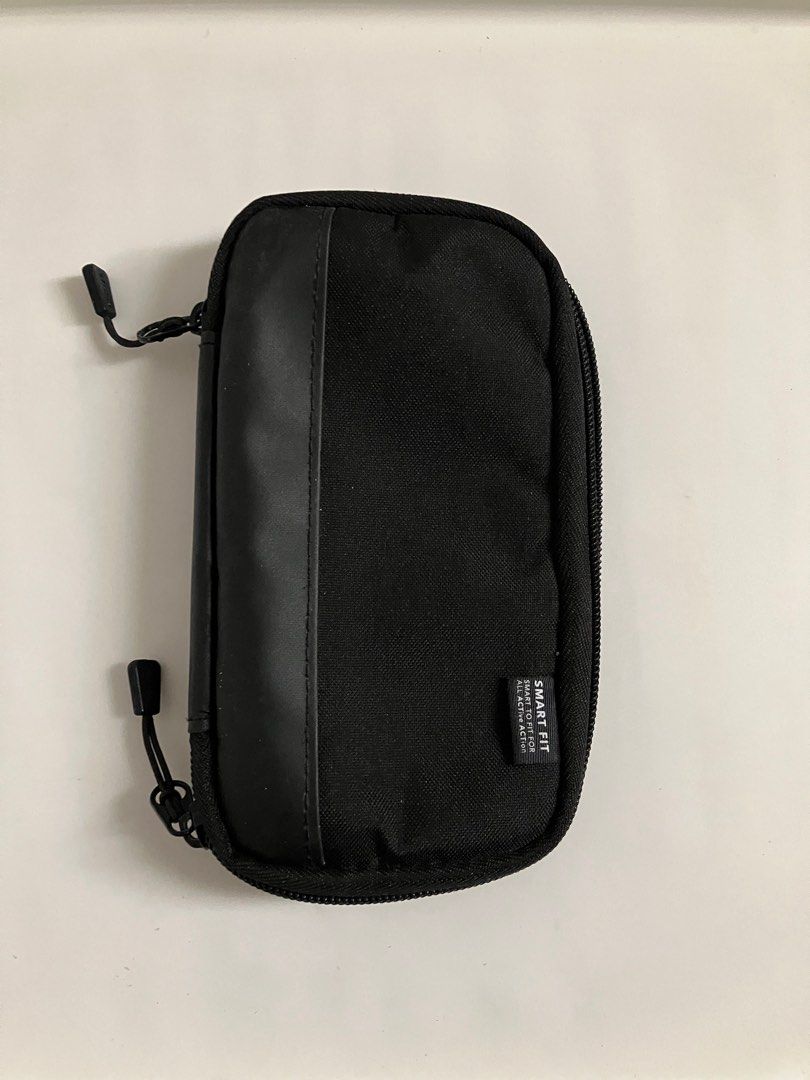 Lihit lab pencil case on Carousell