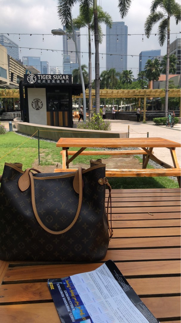 Louis Vuitton Damier Ebene Neverfull GM N41357