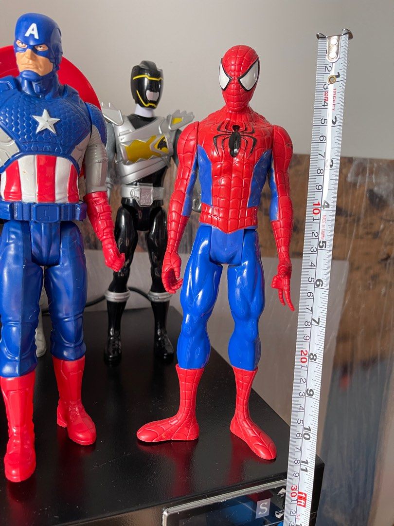 Marvel figures iron man SpiderMan Batman Thor power ranger captain