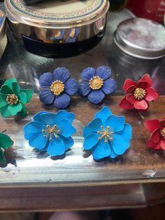 Metal Flower earrings bundle
