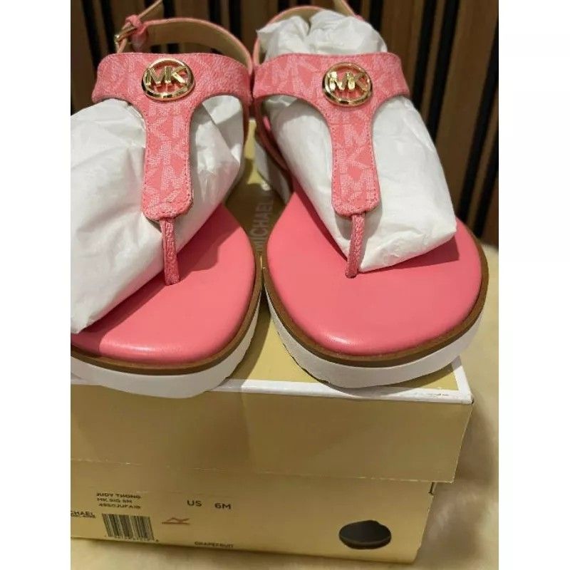 Michael kors 2025 pink grapefruit sandals