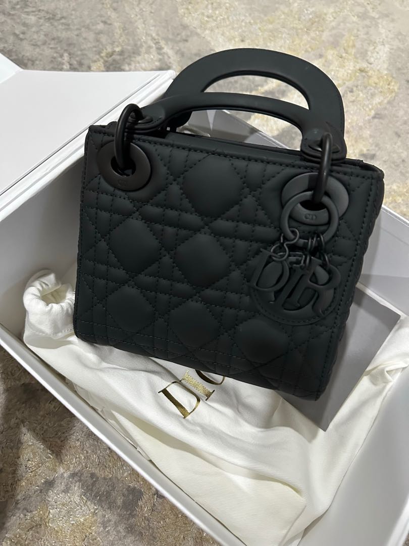 Lady dior matt discount black