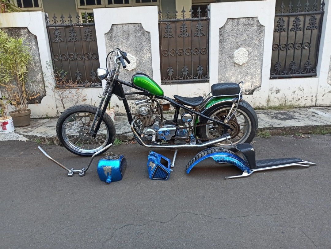Motor custom chopper shop bobber