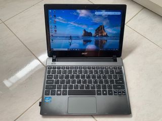 [NEGOTIABLE] Laptop Acer Inspire V5-171 Core i3 RAM 4GB SSD 256GB Windows 10