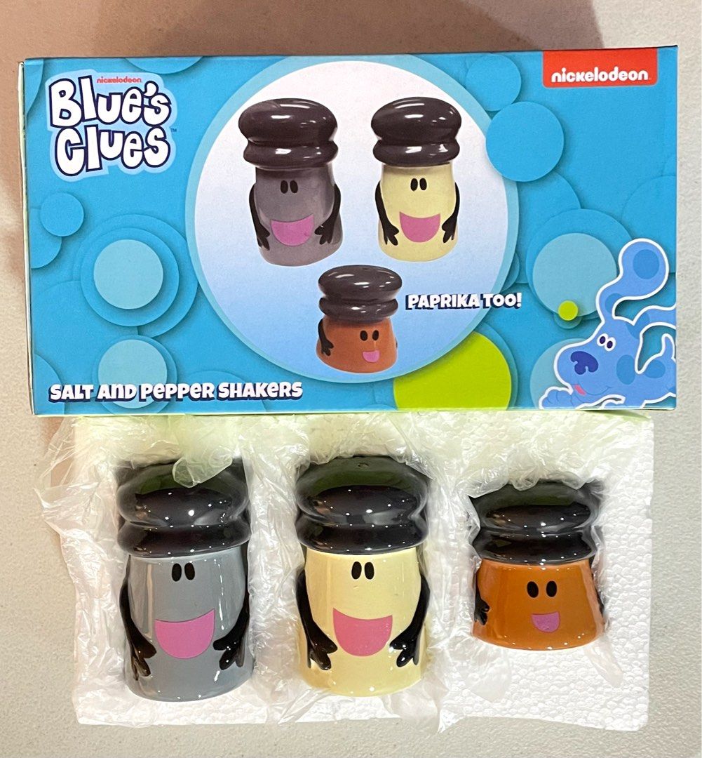 New & Authentic) Blue's Clues Salt and Pepper Shakers plus Paprika