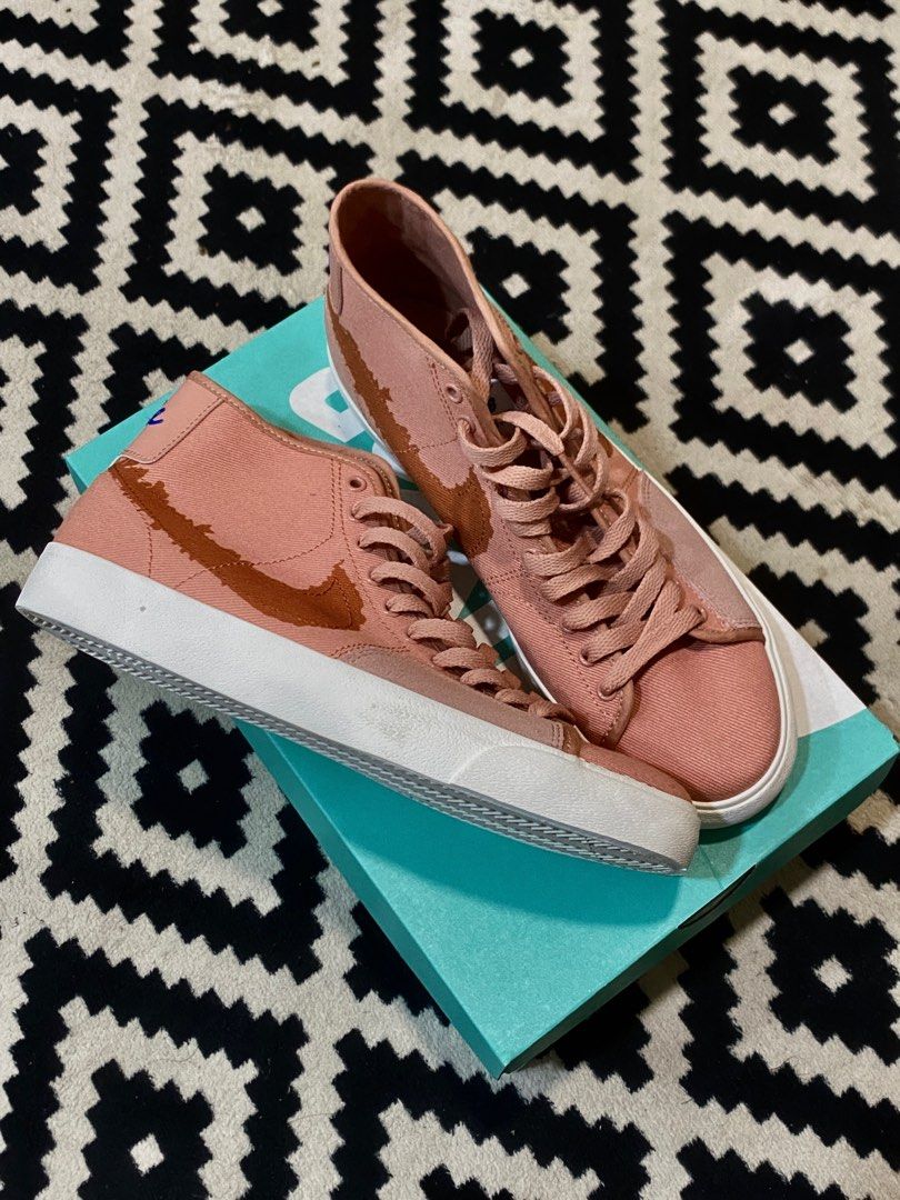 Nike blazer store dusty peach