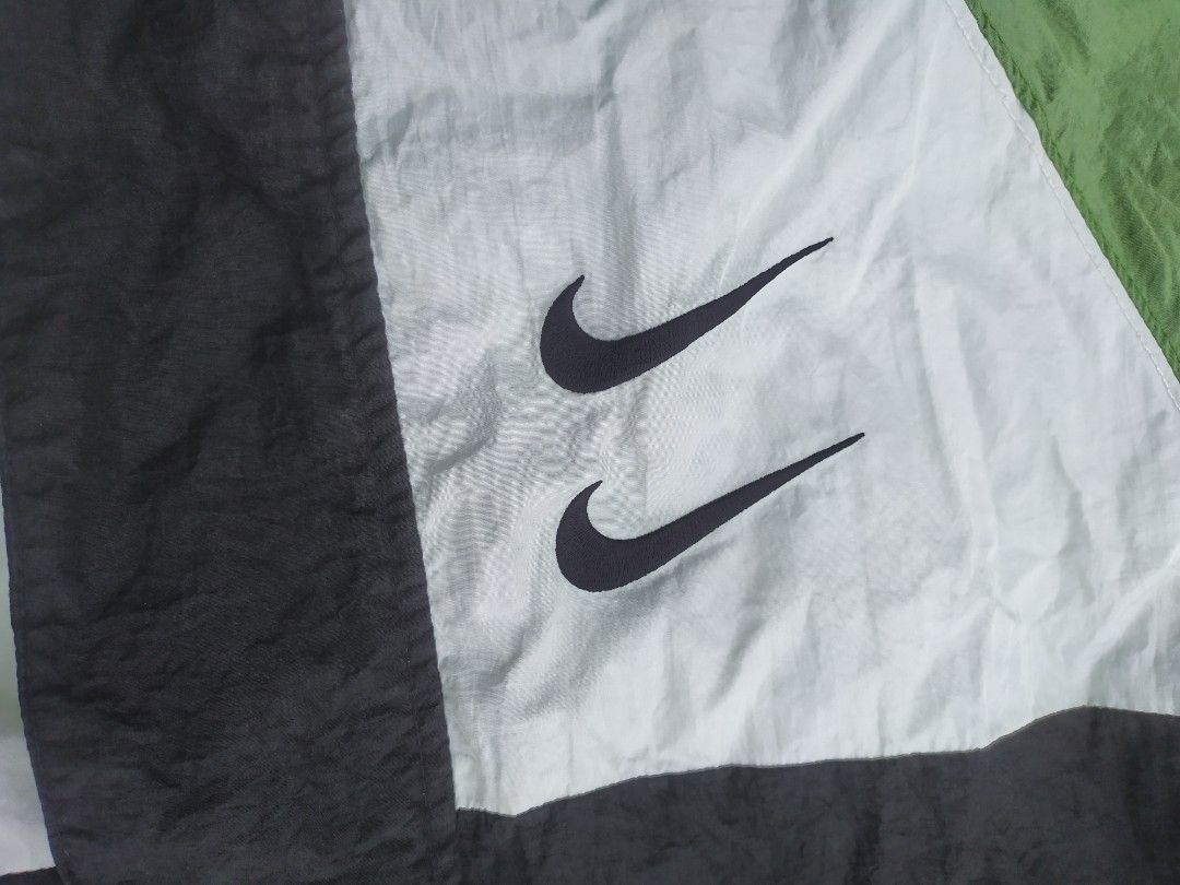 double check nike windbreaker