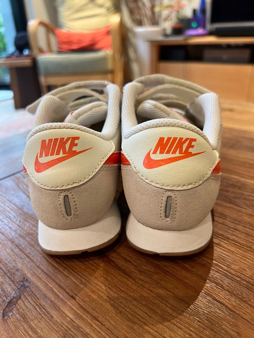 Nike MD Valiant Kids Shoes US 2.5Y EU 34 Babies Kids Babies