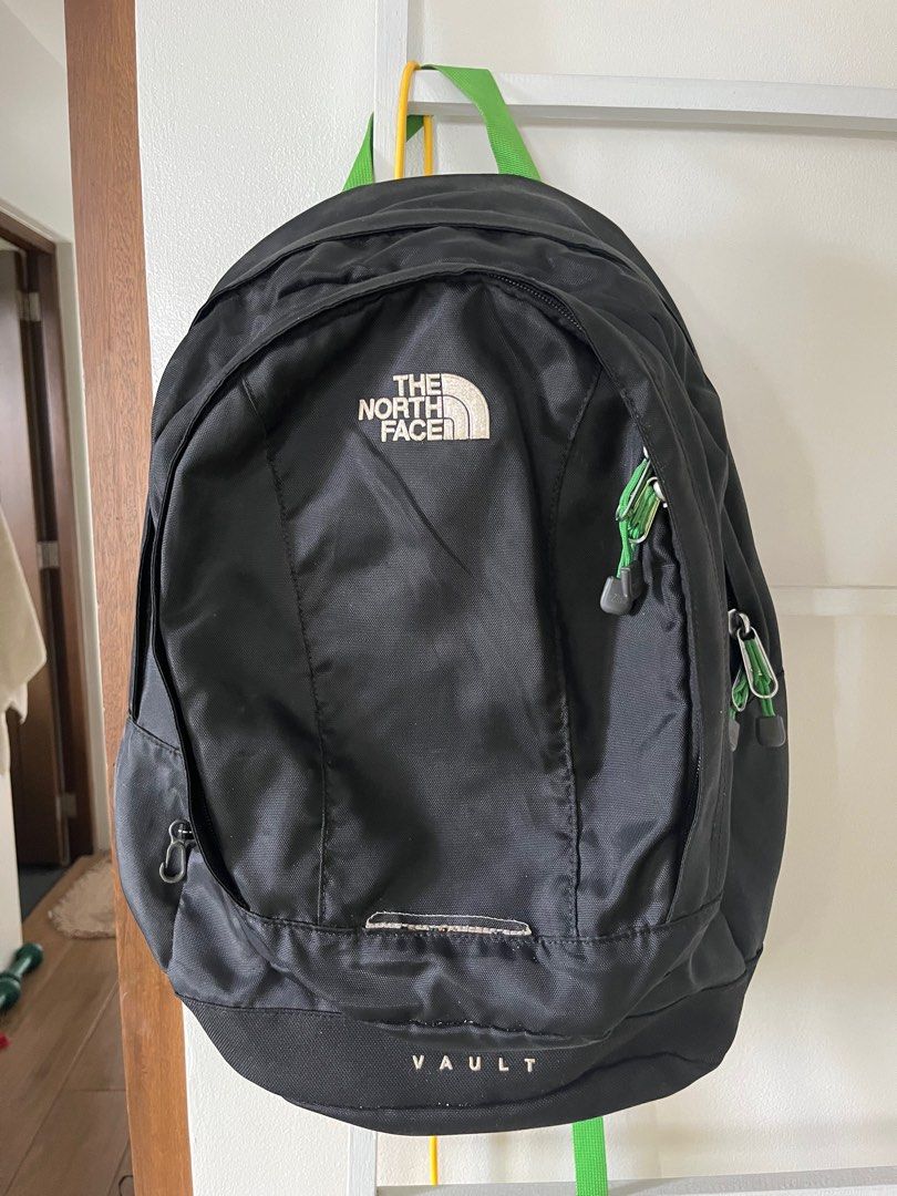 North Face Vault Backpack (Category: Backpacks) located in Quezon City. Submitted by migsxdeclutterproject (Listing ID 1243762789, Image 1). Description: Rfs: decluttering Original/authentic Note: signs of use as seen in photos.