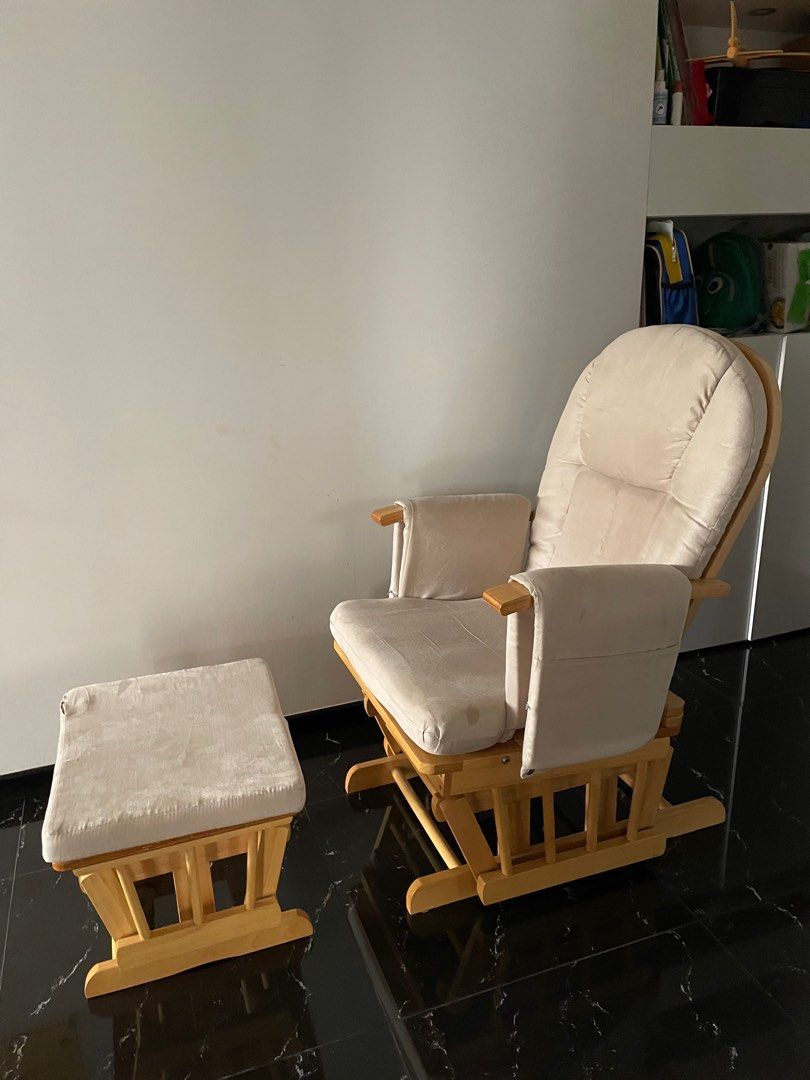 Nursing rocking Chair breastfeeding, Furniture & Home Living, Furniture, Chairs on Carousell