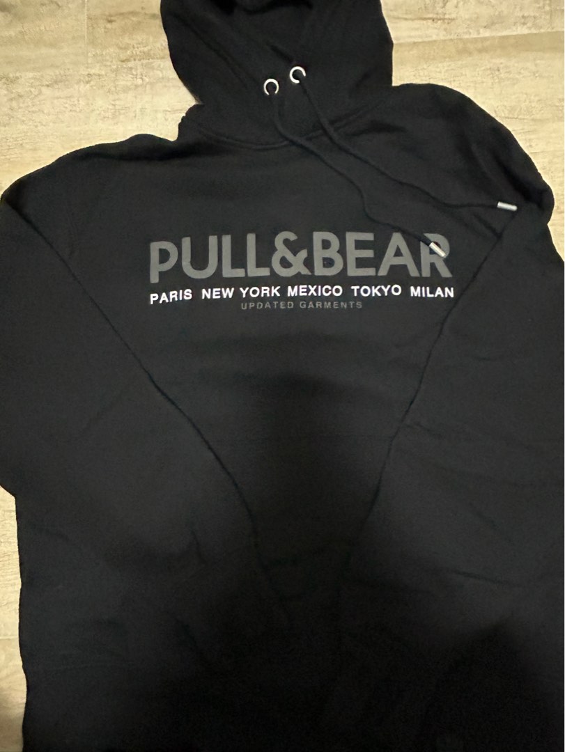Original Pull&a bear Black Hoodie, Men's Fashion, Coats, Jackets and ...