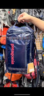Patagonia black hole 2025 26l
