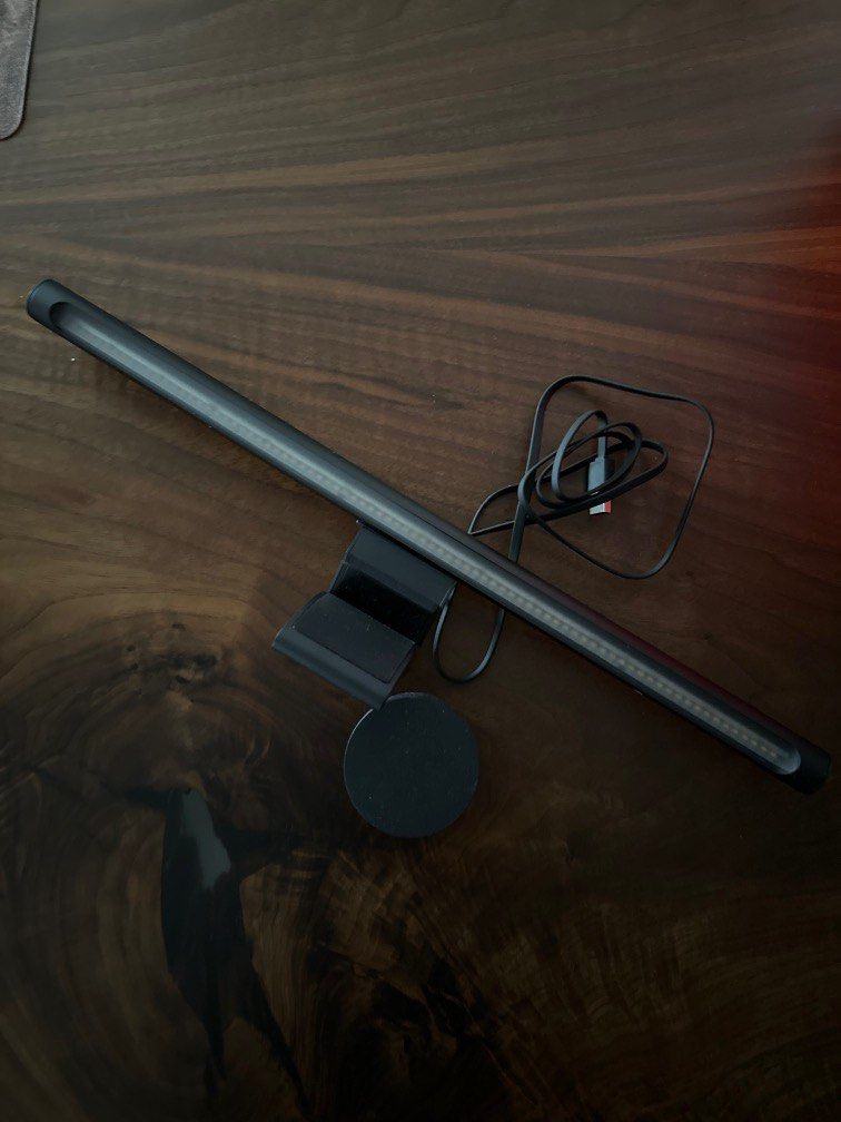 Perfect Condition Xiaomi Mijia Screen Light Bar, Computers & Tech