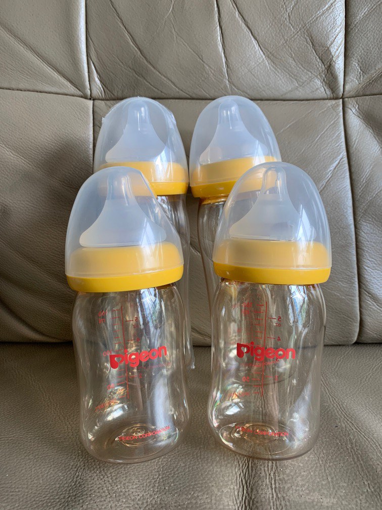 Pigeon bottles., Babies & Kids, Nursing & Feeding, Breastfeeding & Bottle Feeding on Carousell