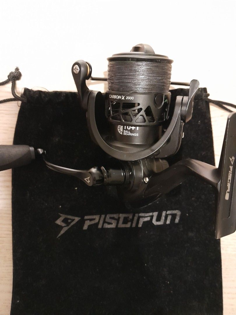 Piscifun Carbon X 2000 Fishing Spinning Reel - 22lb drag! + Free