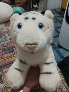 (Category: ) located in . Submitted by kdplushies (Listing ID 1243751610, Image 1). Description: .