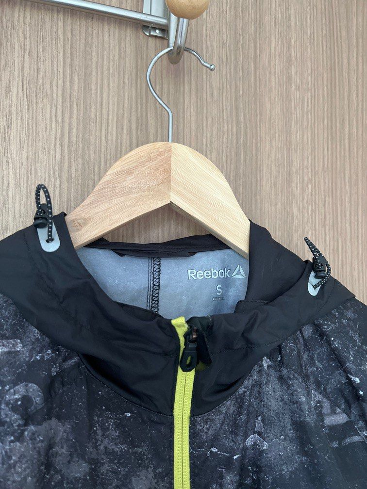 Reebok cheap running jacket