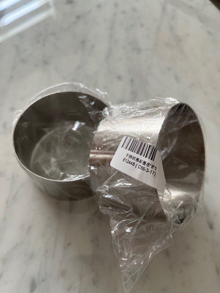 Ring Mold - 8cm (6pcs) (Category: Bakeware) located in Manila. Submitted by yna.items (Listing ID 1243778411, Image 2). Description: • Got these from Shopee • RFS: bought the wrong size • ₱120 each, Take all 6 pcs for ₱720 • Got it for ₱128 each (original price: ₱256 each) .