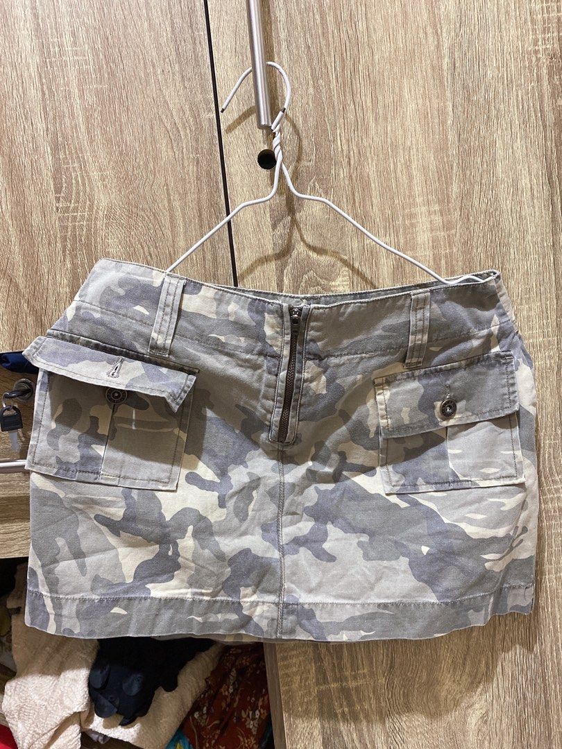 River island camouflage mini skirt Women s Fashion Bottoms Skirts on Carousell