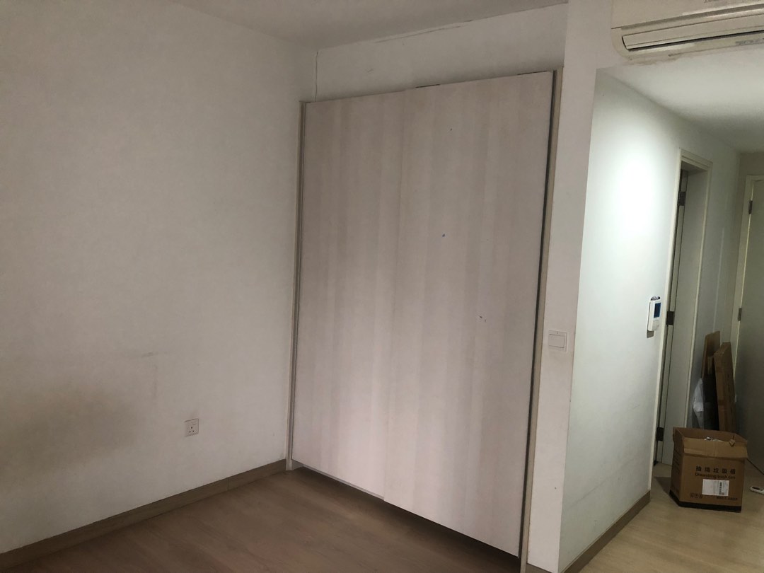 (Category: ) located in . Submitted by kwerling (Listing ID 1243799741, Image 1). Description: .
