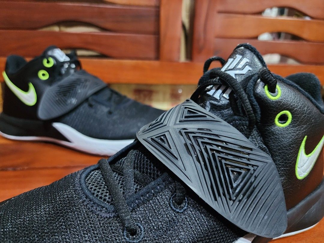 Kyrie flytrap sale new arrivals