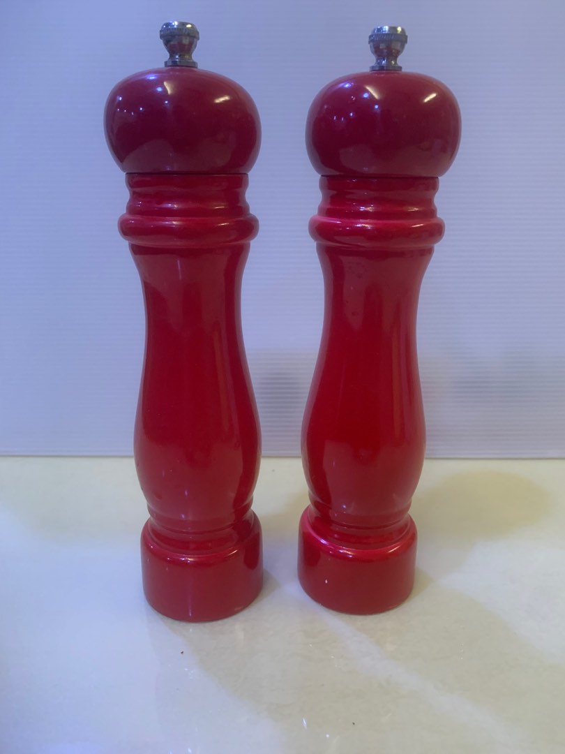Salt and pepper grinder Wooden, Furniture & Home Living, Kitchenware