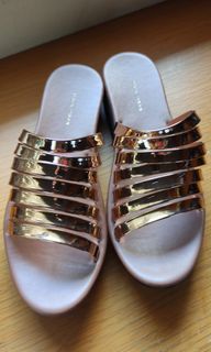 Sandal wedges Isrin Isran Rose Gold